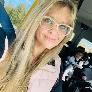 Meet your Posher, Terrah